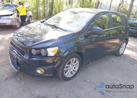 2016 Chevrolet Sonic Lt Auto из США, поврежденный, VIN 1G1JC6SB5G4183663